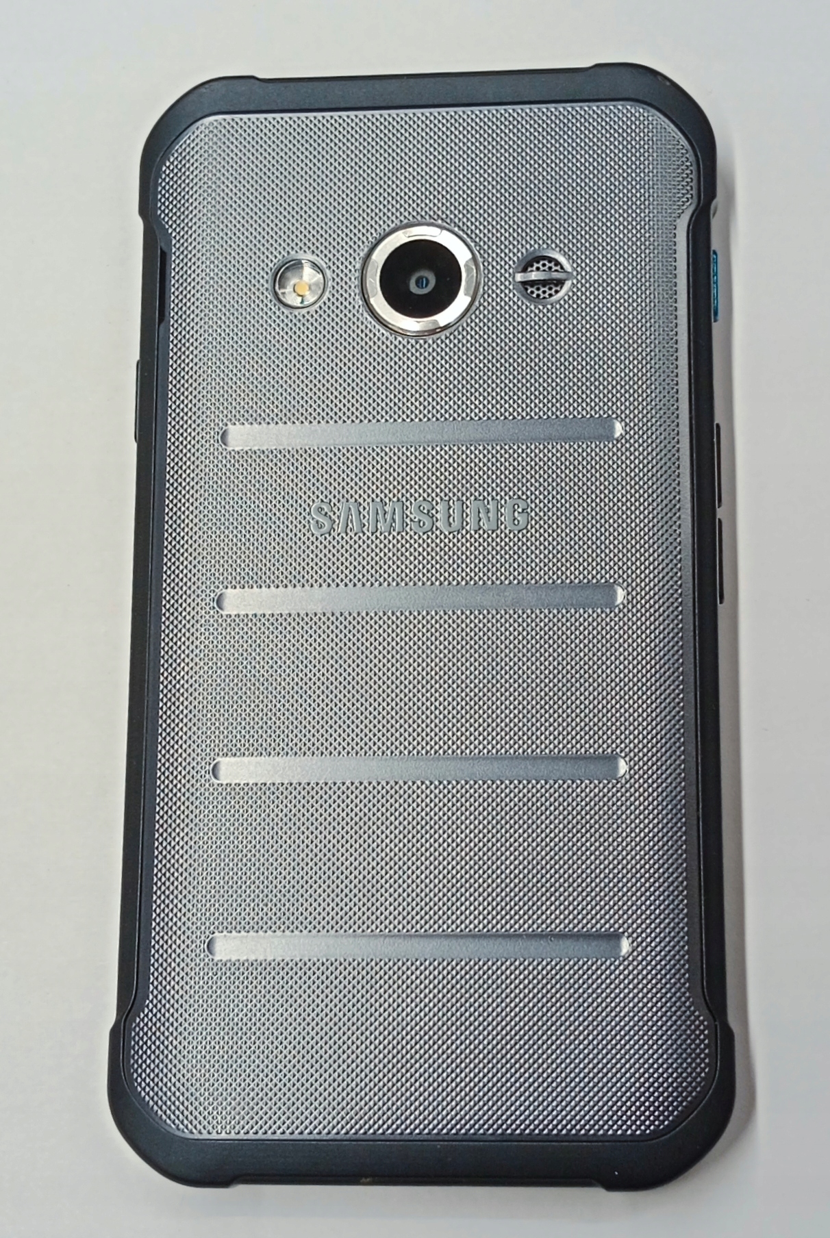 Galaxy XCover 3 1,5 GB / 8 GB szary + SZKŁO - obrazek 3