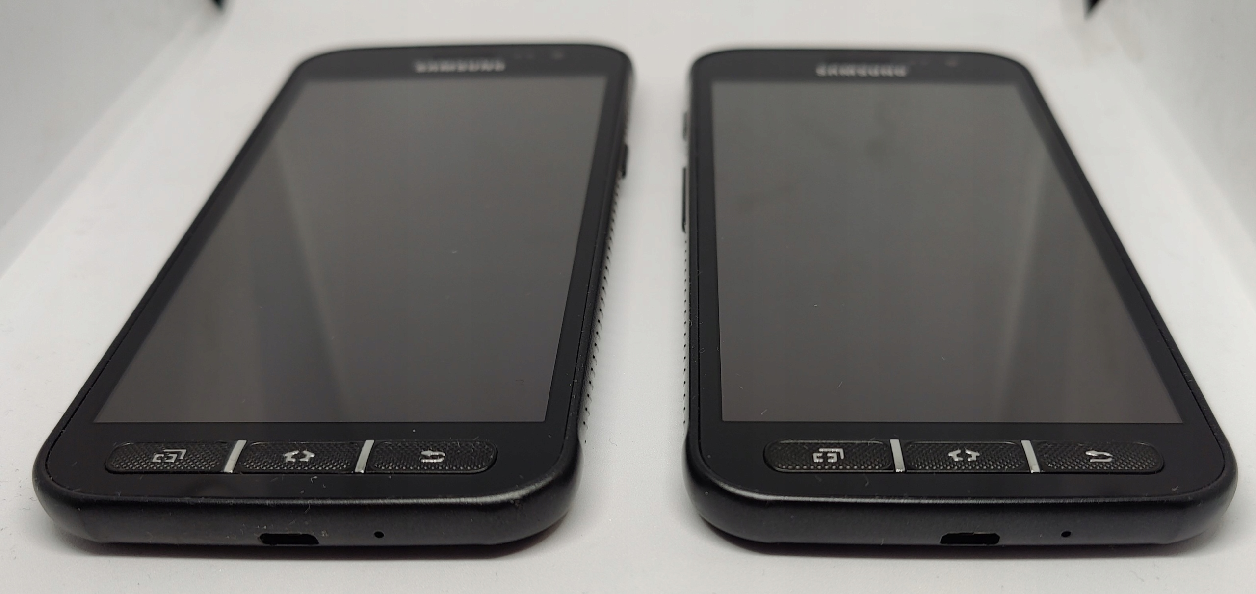 Galaxy Xcover 4 2/16GB 4G LTE ETUI+SZKŁO MILITARNY - obrazek 5