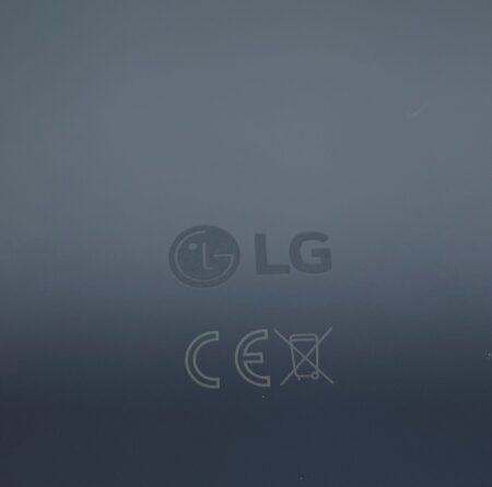 KLAPKA PLECKI BATERII LG MODEL Z AUKCJI